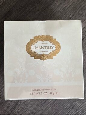 Chantilly Dusting Powder New Old Stock